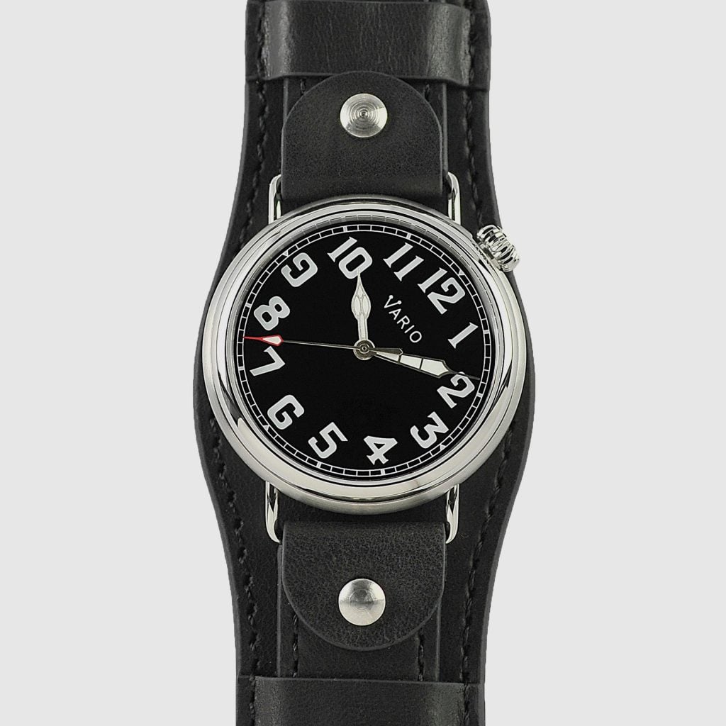 Vario 1918 Pilot Black Dial with White Lume 37 mm Bund Oiled Caramel Brown 37 mm Bund Oiled Onyx Black