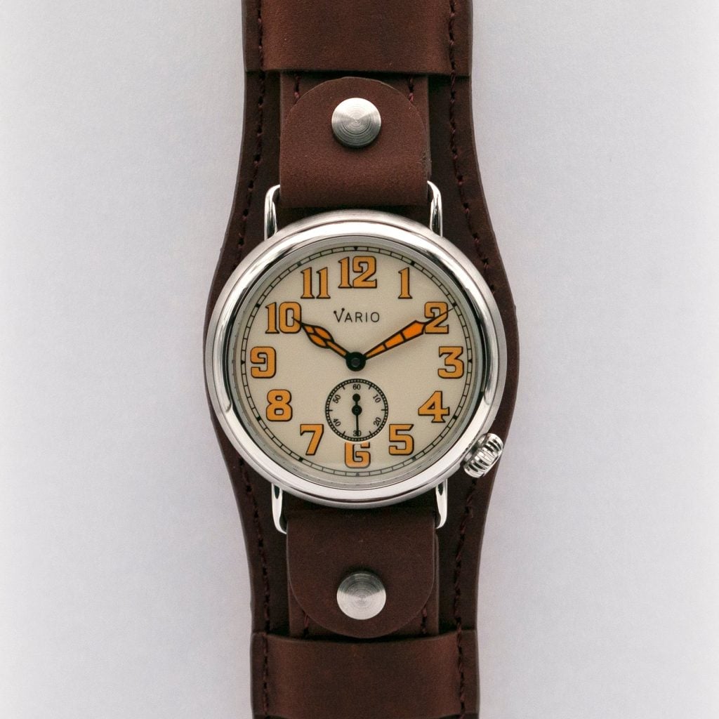 Vario 1918 Trench Cream Dial with Orange Lume 37 mm Bund Camel Brown 40 mm Bund Muddy Grey
