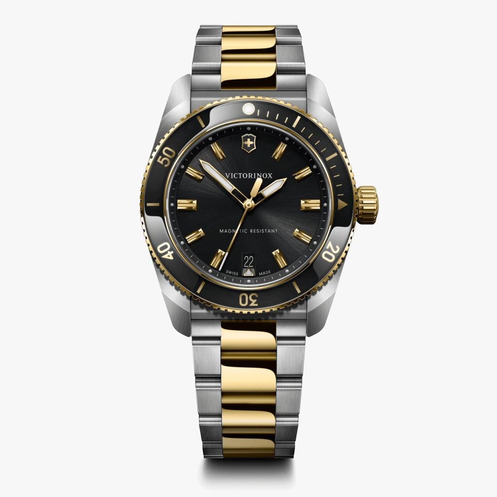 Victorinox Maverick Quartz